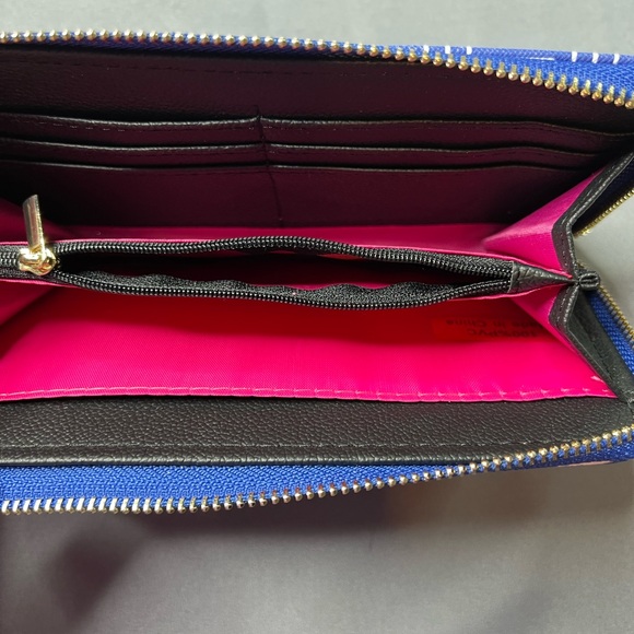 Trina Turk Large Continental Zip-Around Wallet | Blue & White - Picture 7 of 9